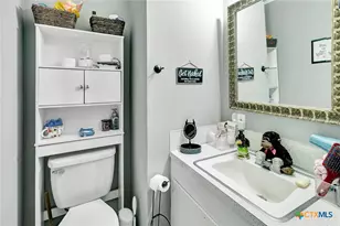 526 Fairmont St, Port Lavaca, TX 77979 - Photo 14