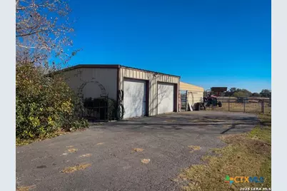 4911 Youngsford Road, Marion, TX 78124 - Photo 8