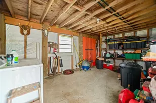 448 Stovall Dr, Palacios, TX 77465 - Photo 10