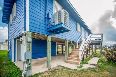 448 Stovall Drive, Palacios, TX 77465 - Photo 8