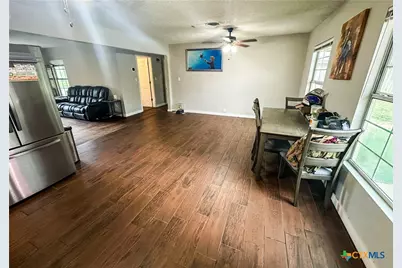 2503 E Mistletoe Avenue, Victoria, TX 77901 - Photo 6