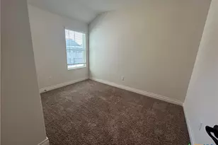 320 Untermaier St, New Braunfels, TX 78130 - Photo 14