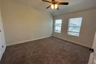 320 Untermaier St, New Braunfels, TX 78130 - Photo 10