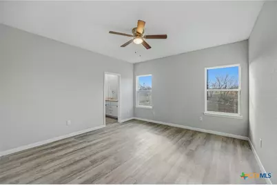 608 Mustang Circle, Nixon, TX 78140 - Photo 8