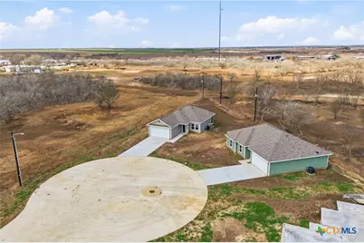 608 Mustang Circle, Nixon, TX 78140 - Photo 18