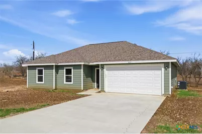 604 Mustang Circle, Nixon, TX 78140 - Photo 1