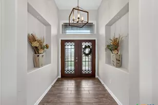 494 Flash Cir, Luling, TX 78648 - Photo 4