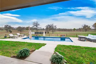 494 Flash Cir, Luling, TX 78648 - Photo 34