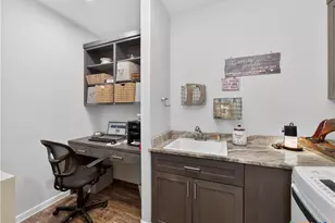 494 Flash Cir, Luling, TX 78648 - Photo 30