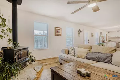 211 Creekwood Court, Spring Branch, TX 78070 - Photo 6