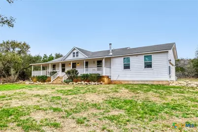 211 Creekwood Court, Spring Branch, TX 78070 - Photo 4