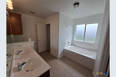 3702 Gowen Court, Killeen, TX 76543 - Photo 12