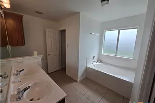 3702 Gowen Ct, Killeen, TX 76543 - Photo 12