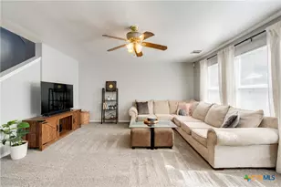 1615 Sunnycrest Cir, New Braunfels, TX 78130 - Photo 6