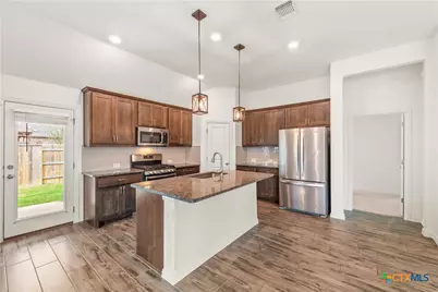 682 Coyote Creek Way, Kyle, TX 78640 - Photo 8