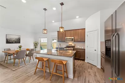 682 Coyote Creek Way, Kyle, TX 78640 - Photo 6