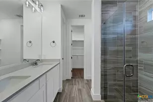 1051 Lime Gruene, New Braunfels, TX 78130 - Photo 10