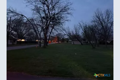 1004 E Downs Avenue, Temple, TX 76501 - Photo 2