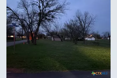 1004 E Downs Avenue, Temple, TX 76501 - Photo 1