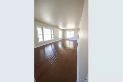 2006 N Wheeler Street, Victoria, TX 77901 - Photo 2