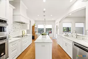 541 Saxet Trail, Spring Branch, TX 78070 - Photo 16