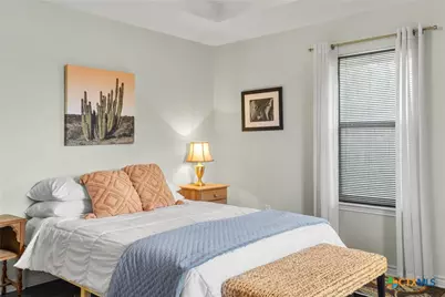 1020 N Beal Street, Belton, TX 76513 - Photo 22