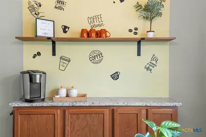 1020 N Beal Street, Belton, TX 76513 - Photo 12