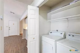 1202 Thorpe Ln, San Marcos, TX 78666 - Photo 10