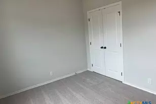 105 Beveridge Rd, Seguin, TX 78155 - Photo 8