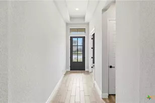 1838 Luna St, New Braunfels, TX 78132 - Photo 2