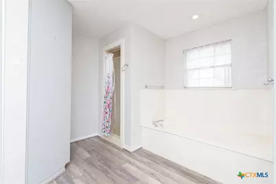 524 Neches Street, Belton, TX 76513 - Photo 20