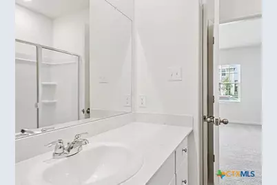 152 Mullen, Taylor, TX 76574 - Photo 18