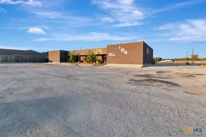 104 Teakwood Drive, Victoria, TX 77901 - Photo 2