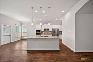 4927 Top Ridge Ln, Cibolo, TX 78108 - Photo 12