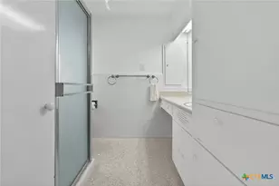 514 Hospital Blvd, Floresville, TX 78114 - Photo 22