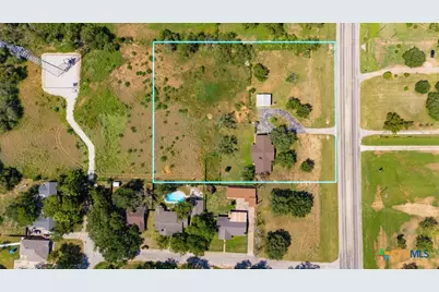 514 Hospital Boulevard, Floresville, TX 78114 - Photo 42