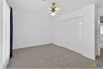 514 Hospital Boulevard, Floresville, TX 78114 - Photo 26