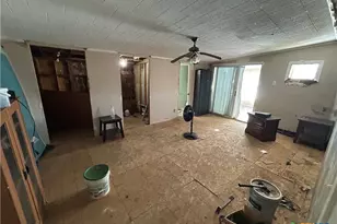 351 Stone Oak Dr, Inez, TX 77968 - Photo 16