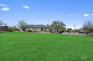 404 Skyline Rd, Georgetown, TX 78628 - Photo 34
