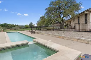 404 Skyline Rd, Georgetown, TX 78628 - Photo 30