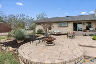 404 Skyline Rd, Georgetown, TX 78628 - Photo 26