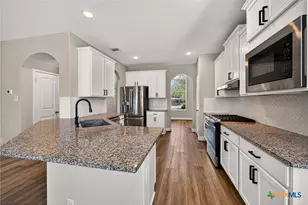 22227 Waldon Vale, San Antonio, TX 78261 - Photo 14