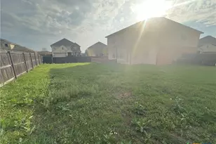 2617 White Moon Dr, Harker Heights, TX 76548 - Photo 2