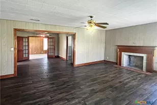 1915 & 1925 S Wall St, Belton, TX 76513 - Photo 2