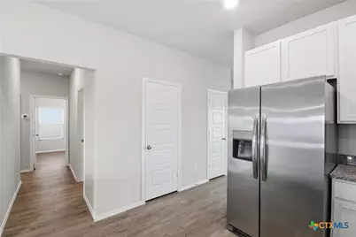 292 Legacy Circle, New Braunfels, TX 78130 - Photo 12