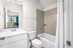 2263 SE Bluewood St, New Braunfels, TX 78132 - Photo 18