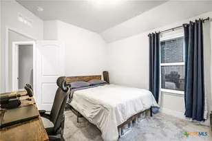 2263 SE Bluewood St, New Braunfels, TX 78132 - Photo 16