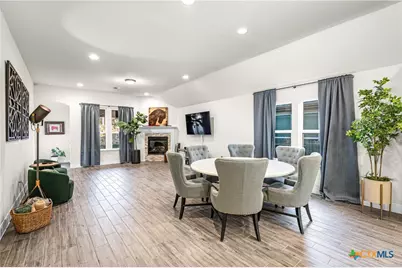 2263 SE Bluewood Street, New Braunfels, TX 78132 - Photo 4