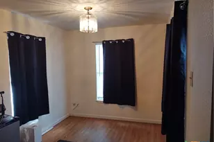 104 Eastwood St, San Marcos, TX 78666 - Photo 4