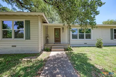 502 W Avenue A, Lampasas, TX 76550 - Photo 6